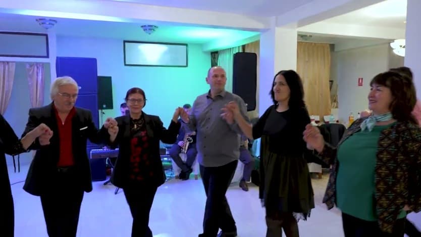 Videoclip de AlexMihalcea la Restaurant Piatra Craiului - Enjoy