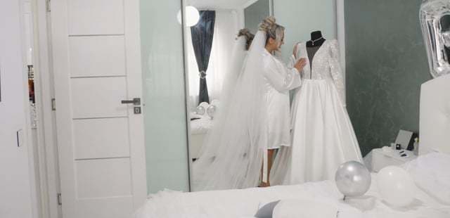 Videoclip de  Cristian DrÄƒgulescu  la Hotel Sunny Hill