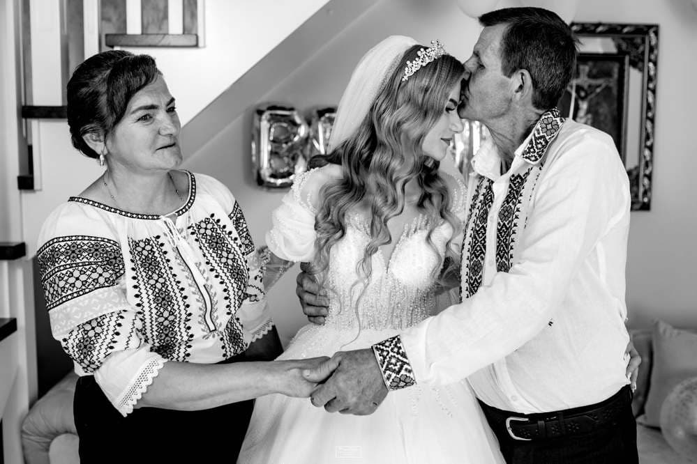 Valentina &amp; Maxim - Fotografii de Miruna Buculei