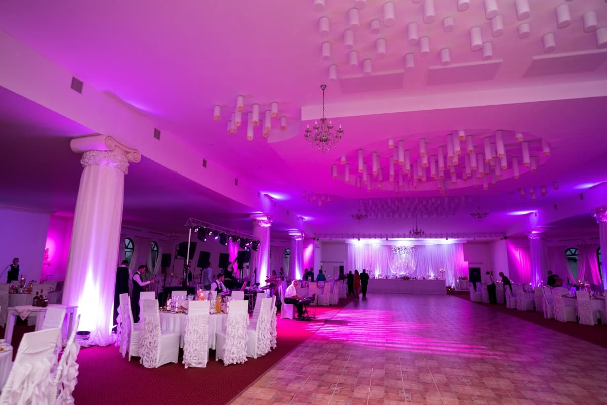Ballroom Miraj - Sarasau