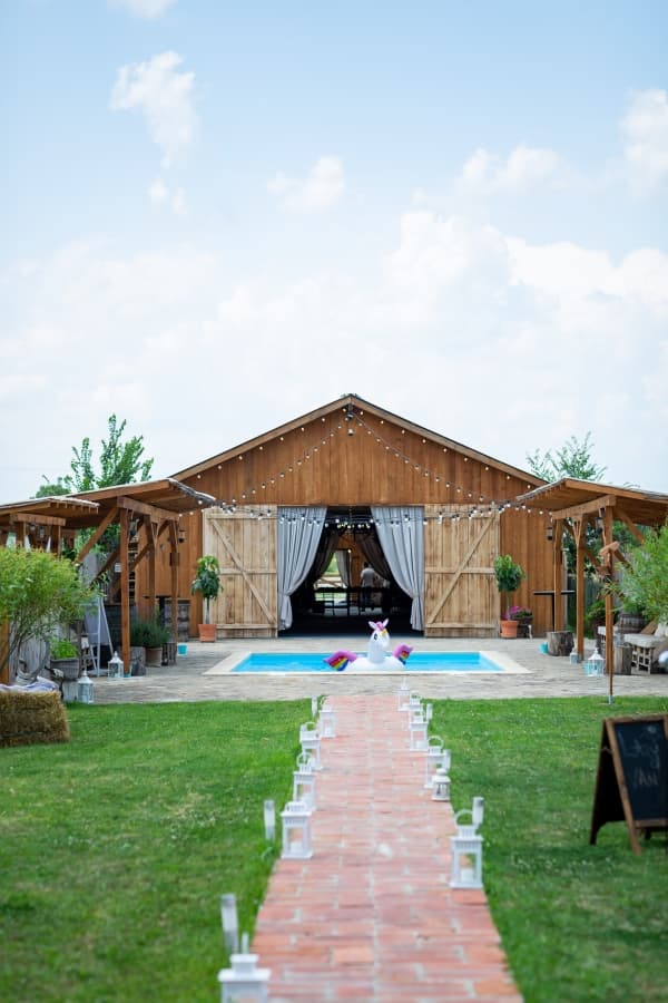 The Green Spot Wedding BARN - locatie pentru nunti in Ciolpani, Ilfov