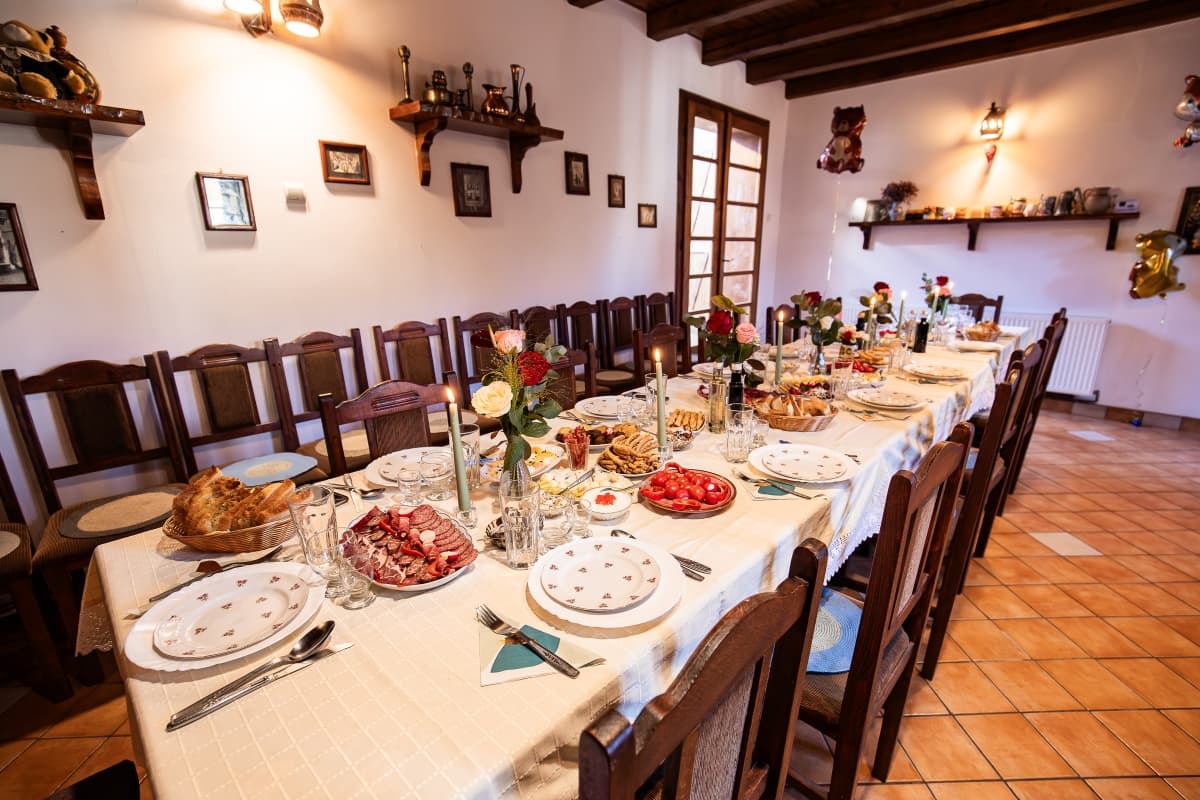 Pensiunea Casa Bunicilor - locatie pentru nunti in Sibiel, Sibiu