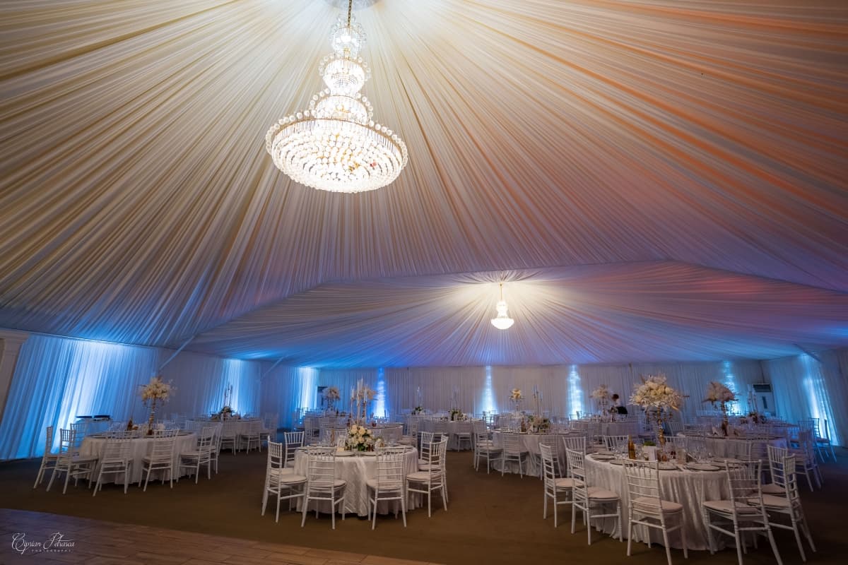 Majestic Events - Roman