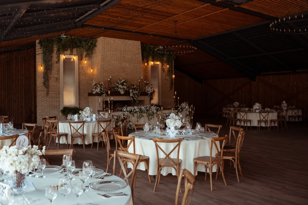 Pensiunea La Filuta - locatie pentru nunti in Văleni-Stânișoara, Suceava