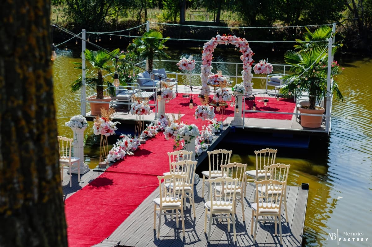 Mirtanis Events - locatie pentru nunti in Barcea, Galați