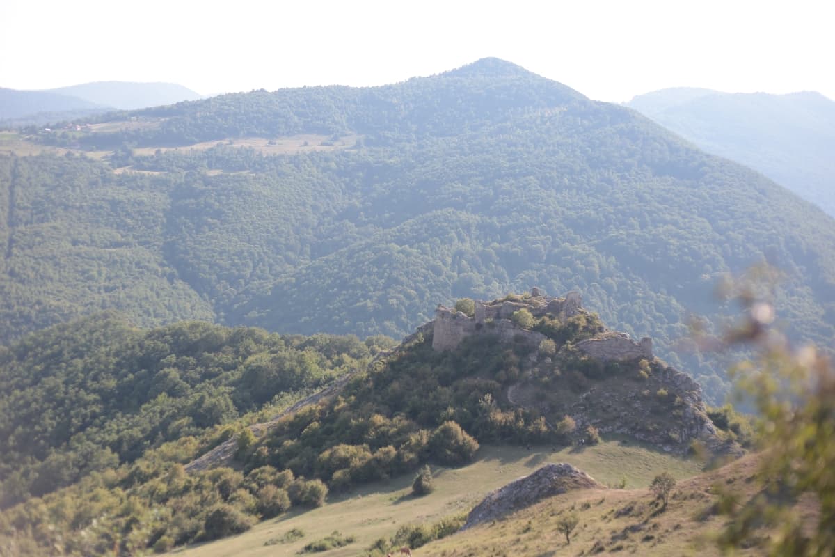 Cetatea Liteni - locatie pentru nunti in Liteni, Cluj