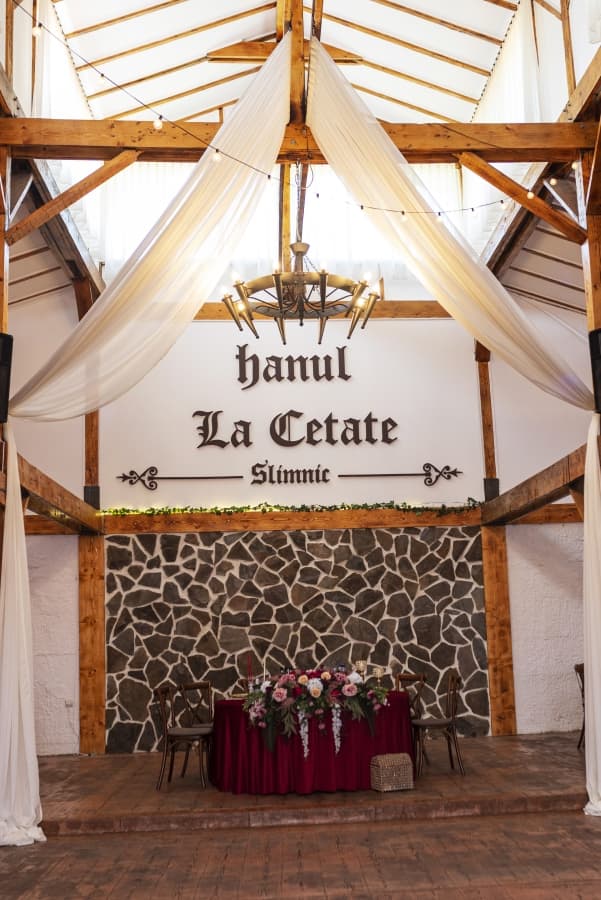Hanul La Cetate Slimnic - locatie pentru nunti in Sibiu, Sibiu