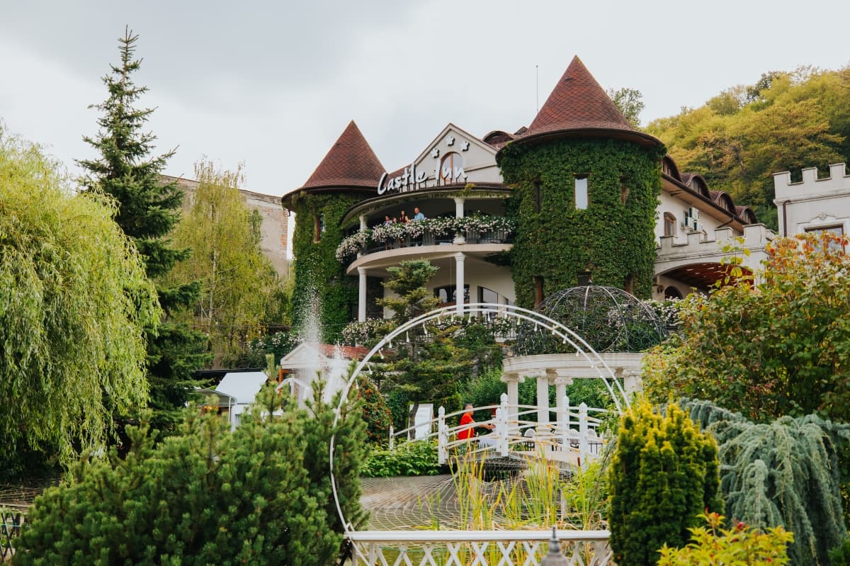 Castle Inn - locatie pentru nunti in Șimleu Silvaniei, Sălaj