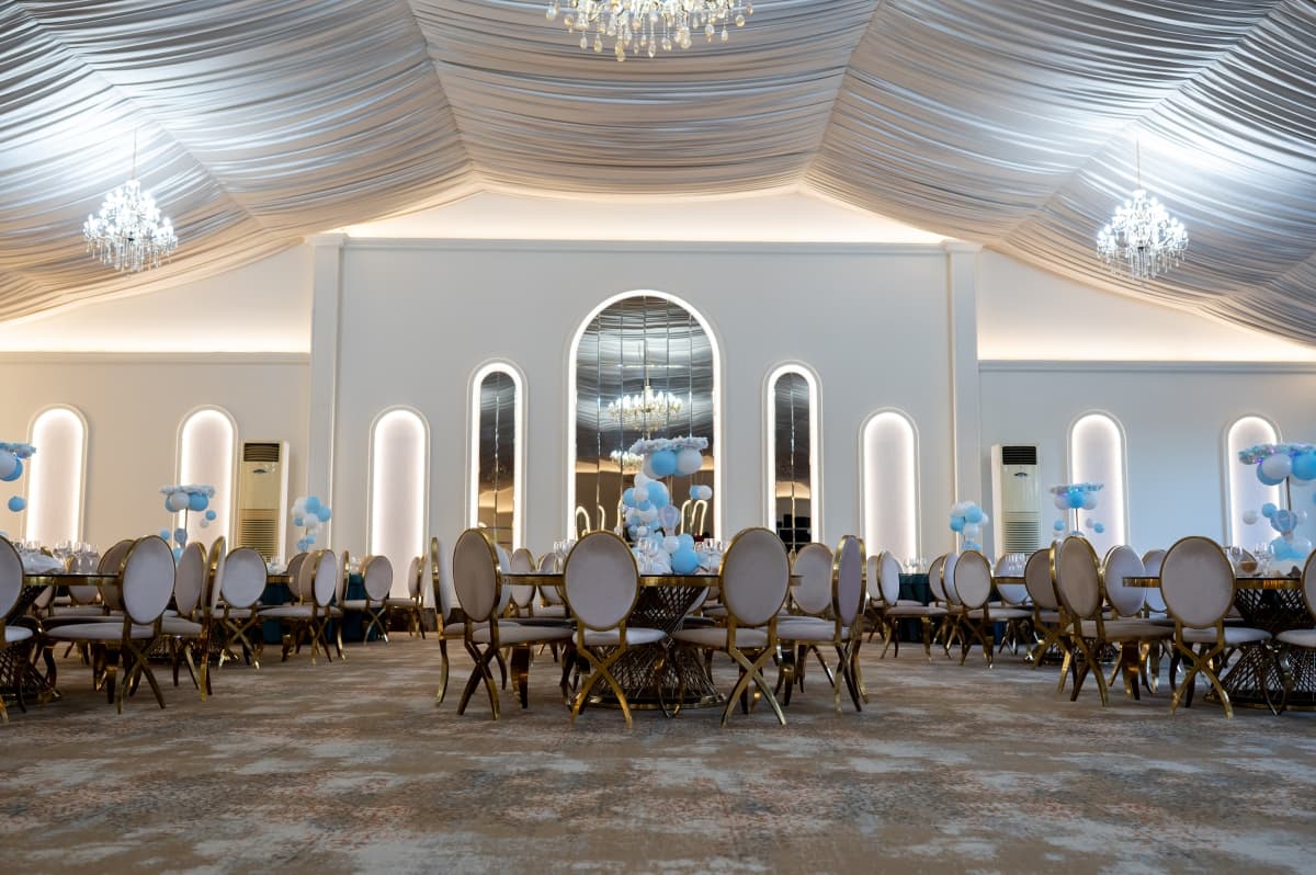 Crystal Ballroom - locatie pentru nunti in Dăbuleni, Dolj