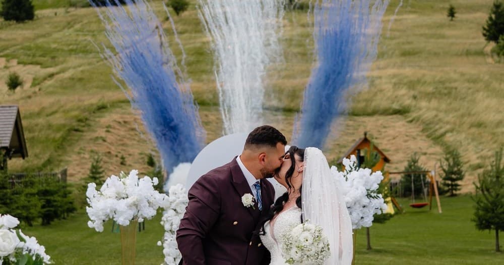 Iulia & Mihnea - Fotografii de Raw Studio